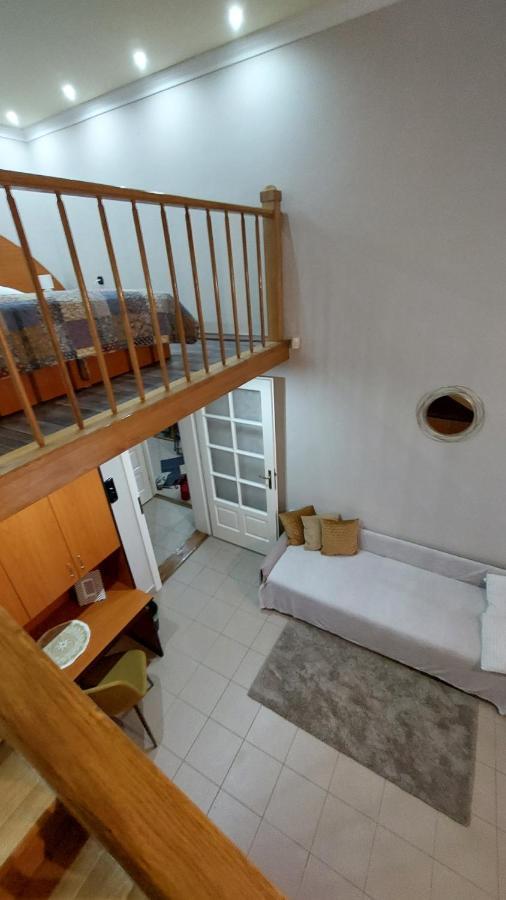 Family Apartman Gyula Ngoại thất bức ảnh