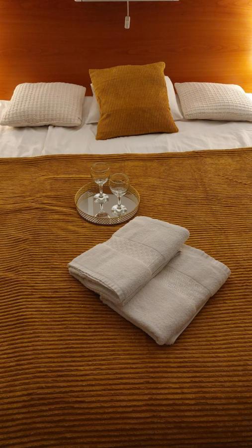Family Apartman Gyula Ngoại thất bức ảnh
