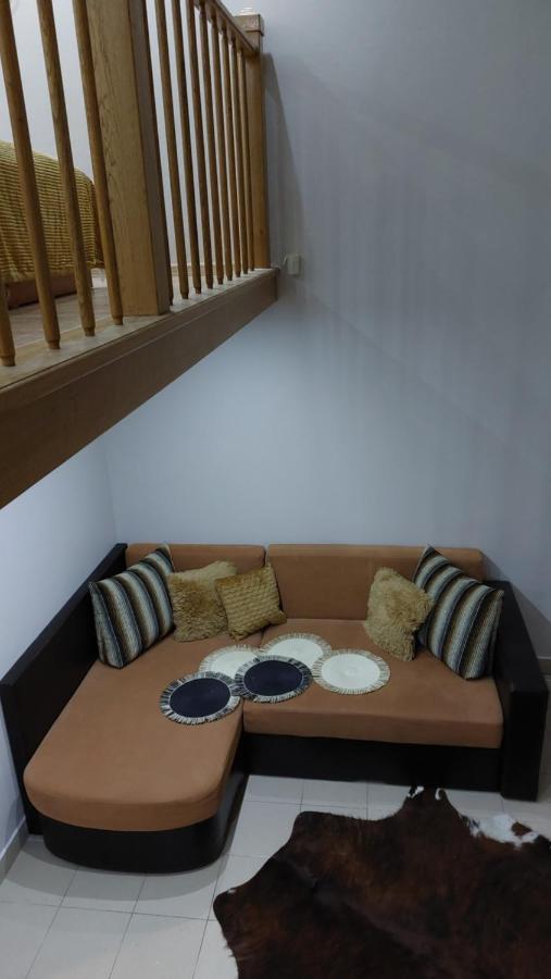 Family Apartman Gyula Ngoại thất bức ảnh